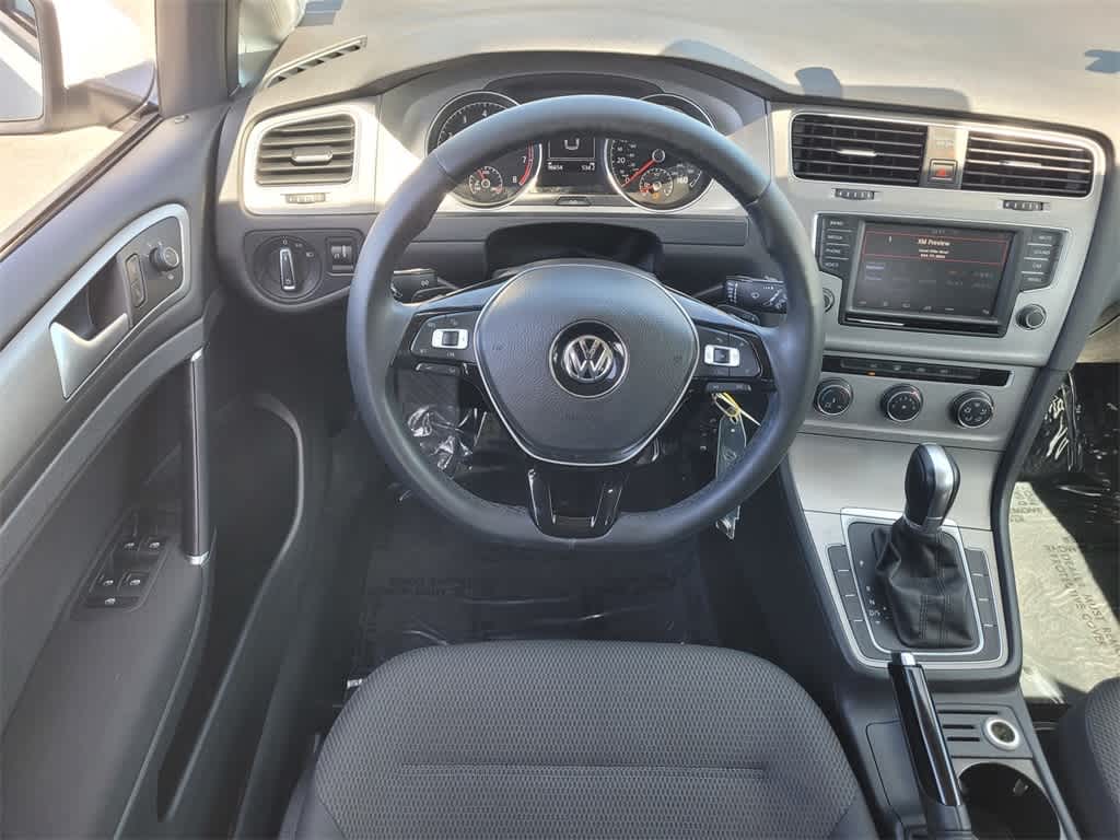 2016 Volkswagen Golf SportWagen TSI S 11