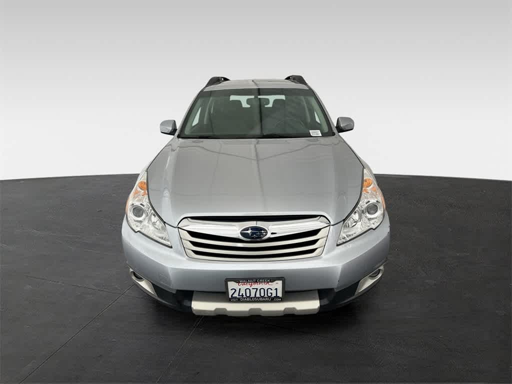 2012 Subaru Outback 3.6R Limited 8