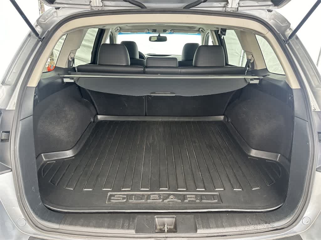 2012 Subaru Outback 3.6R Limited 22