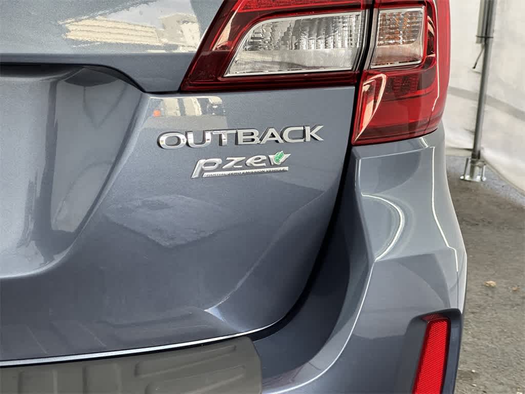 2017 Subaru Outback Premium 6