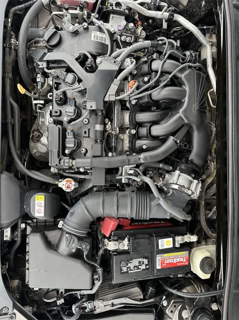 2018 Toyota Camry XLE V6 9