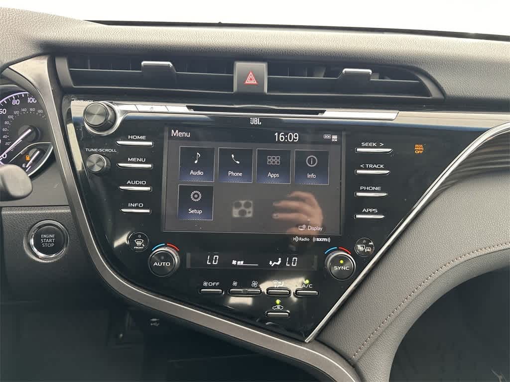 2018 Toyota Camry XLE V6 17