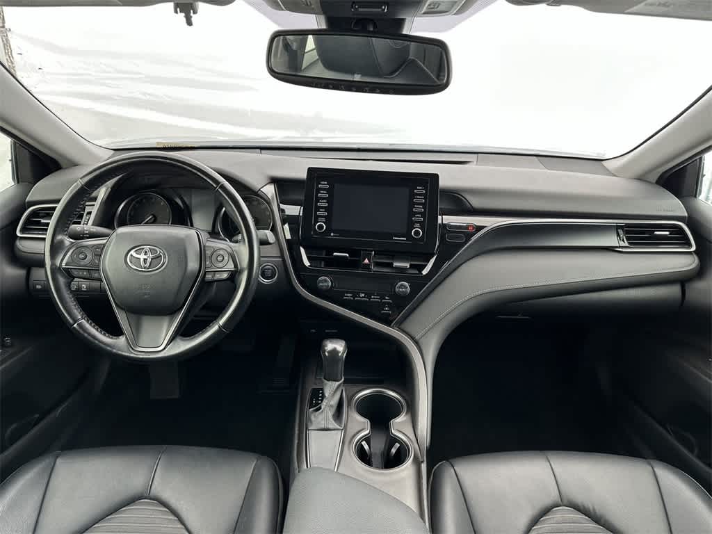 2021 Toyota Camry SE 10