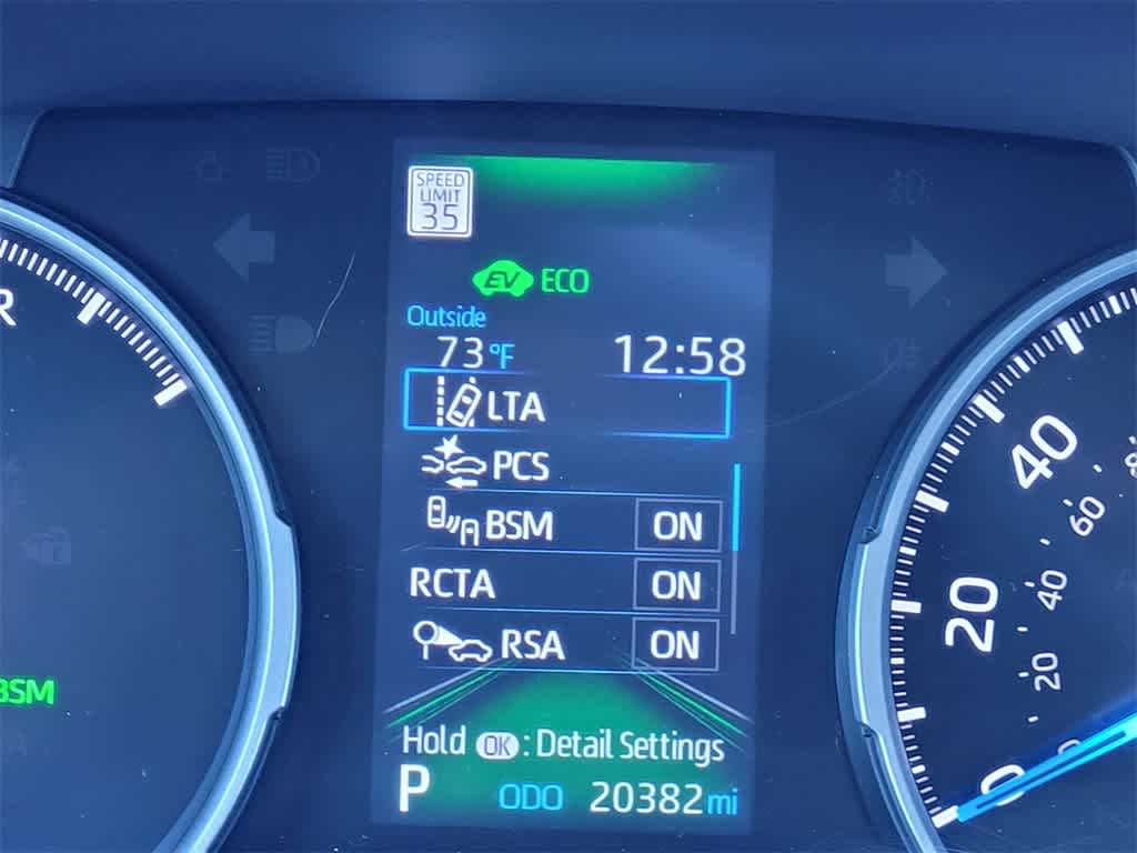 2022 Toyota RAV4 Hybrid XLE Premium 24