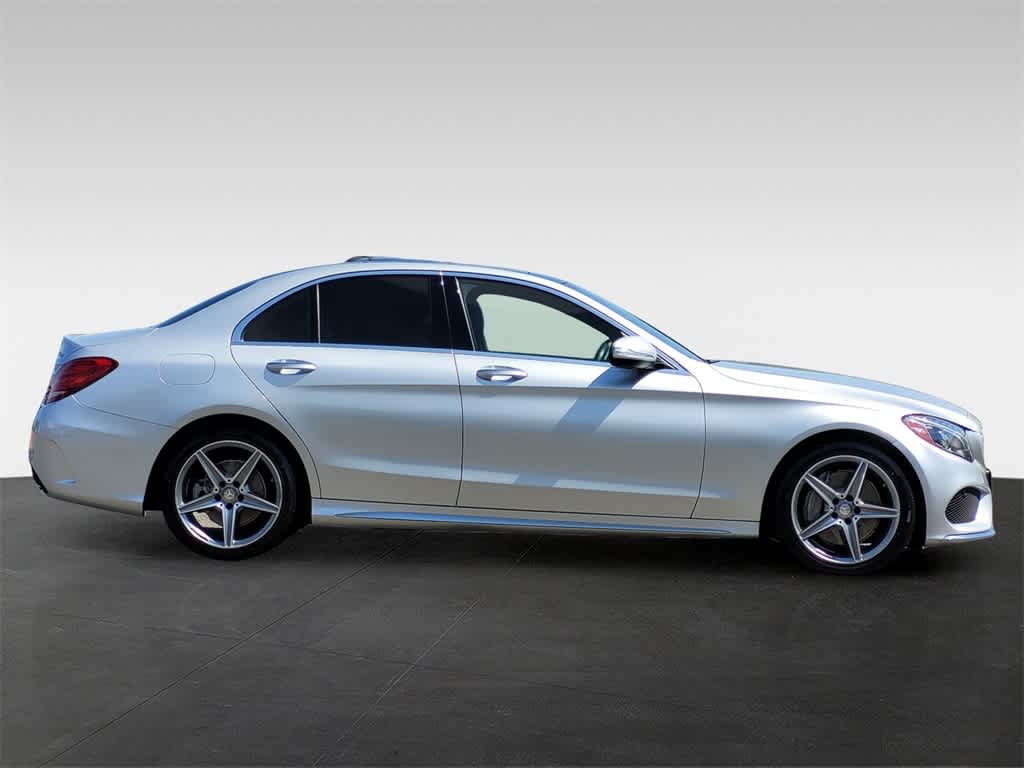 2015 Mercedes-Benz C-Class C 300 7