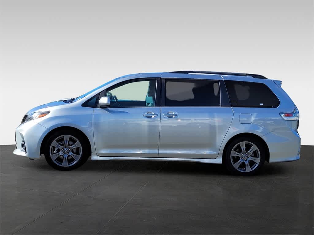 2019 Toyota Sienna SE Premium 4