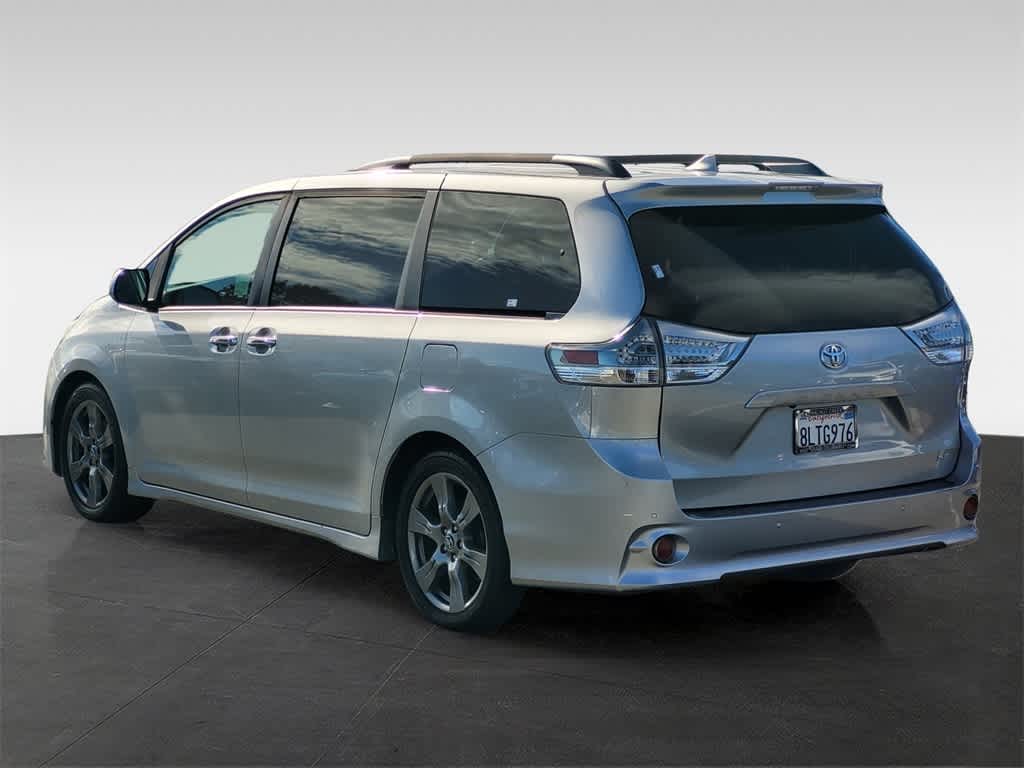 2019 Toyota Sienna SE Premium 5