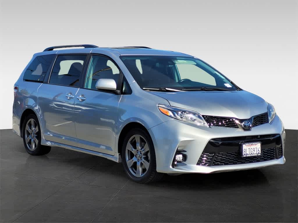 2019 Toyota Sienna SE Premium 8