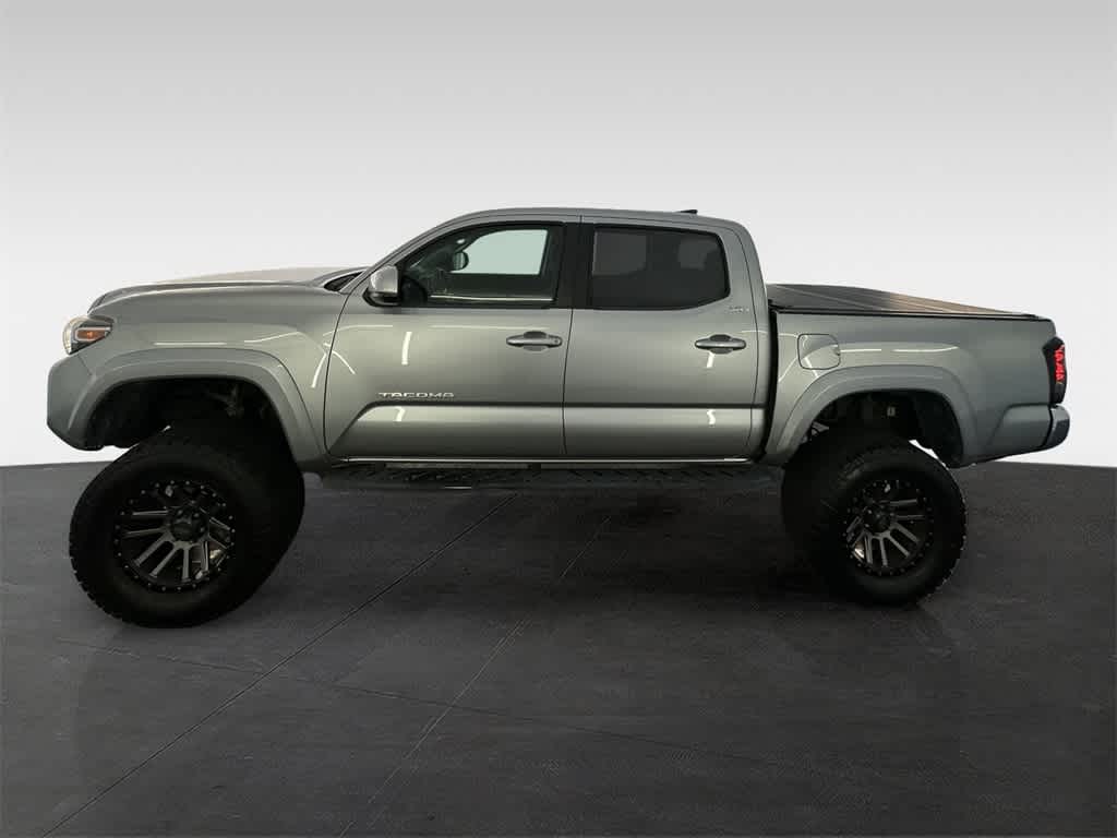 2017 Toyota Tacoma SR5 Double Cab 5 Bed V6 4x4 AT 3