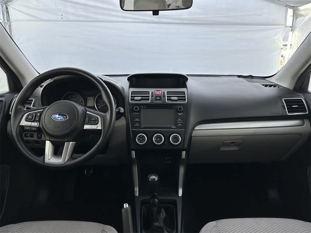 2018 Subaru Forester  10