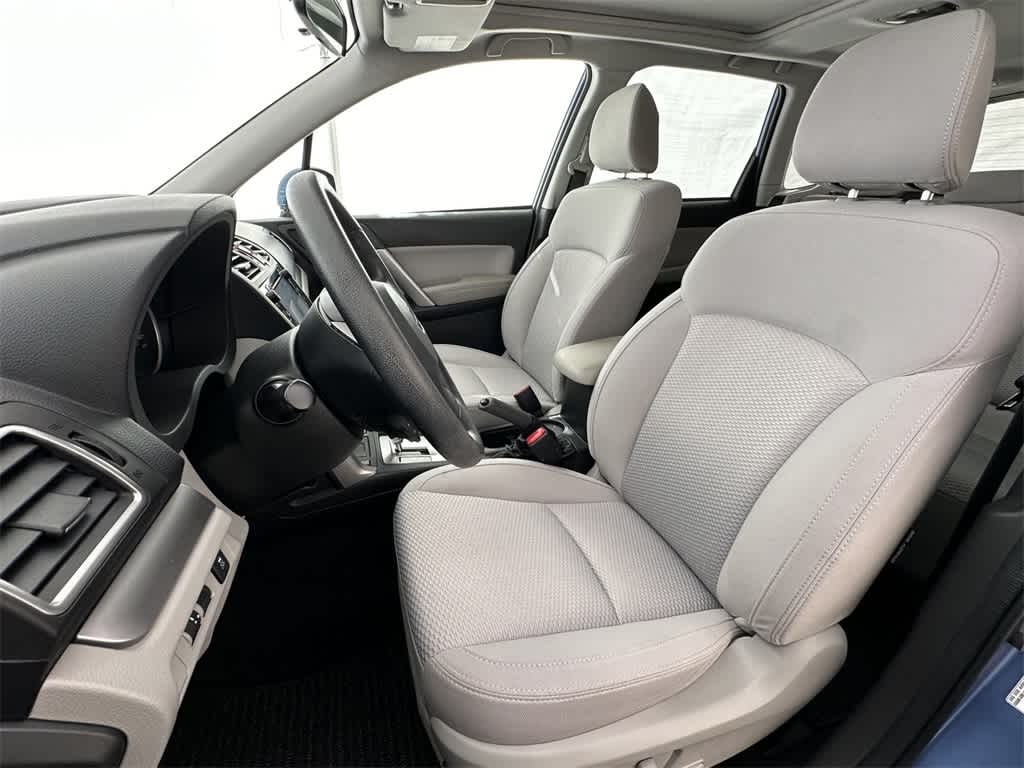 2016 Subaru Forester 2.5i Premium 11