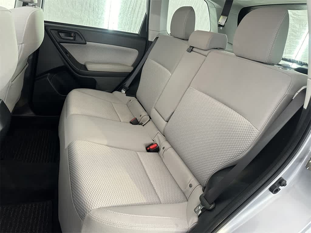 2018 Subaru Forester Premium 14