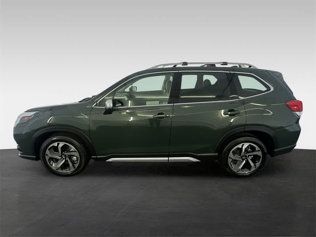 2023 Subaru Forester Touring 3