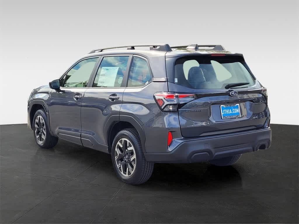 2025 Subaru Forester BASE 5