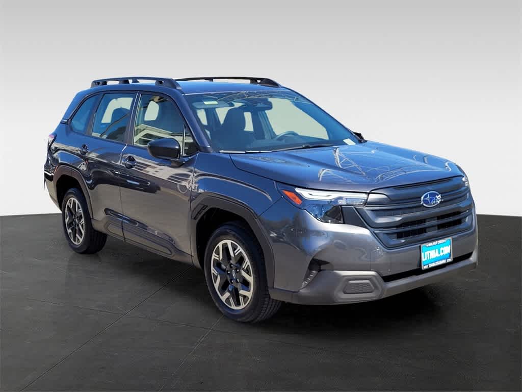 2025 Subaru Forester BASE 8