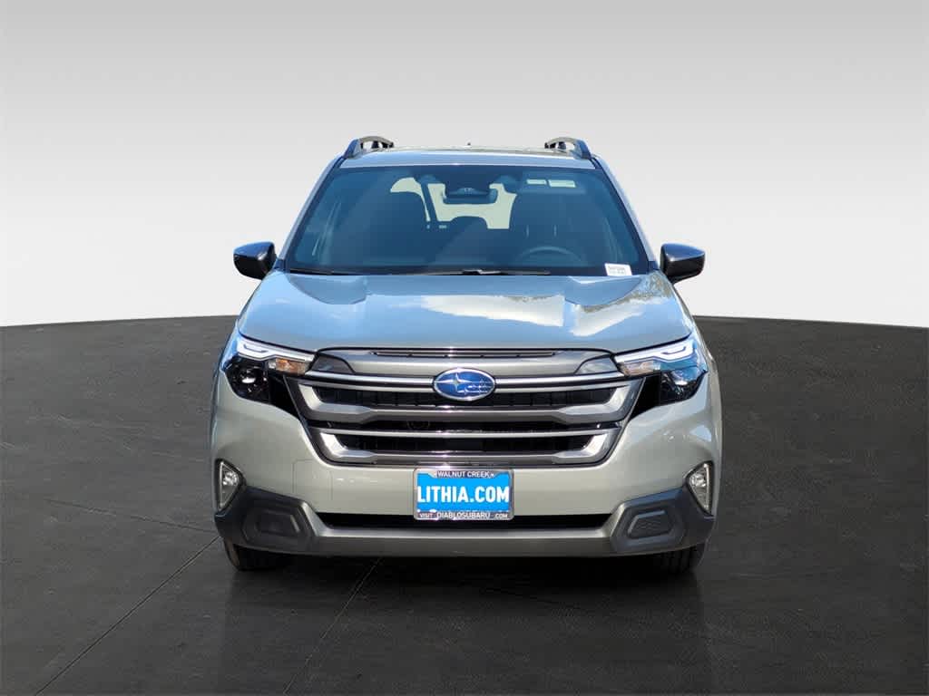 2025 Subaru Forester Premium 3