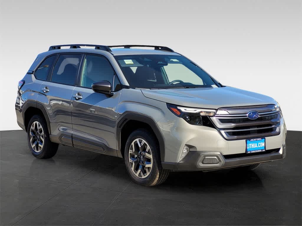 2025 Subaru Forester Premium 8