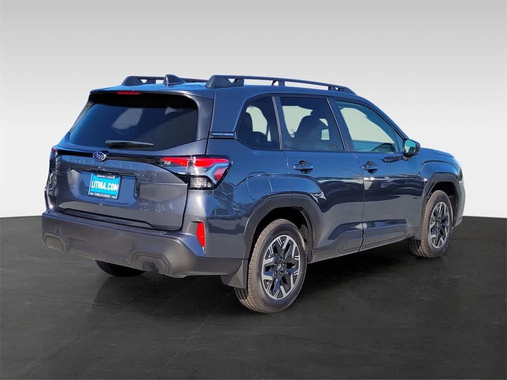 2025 Subaru Forester Premium 6