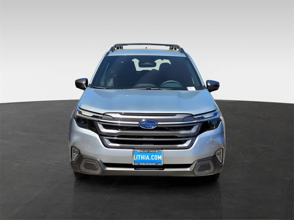 2025 Subaru Forester Limited 3