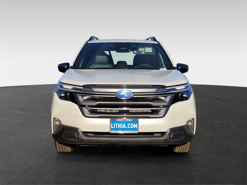 2025 Subaru Forester Limited 3