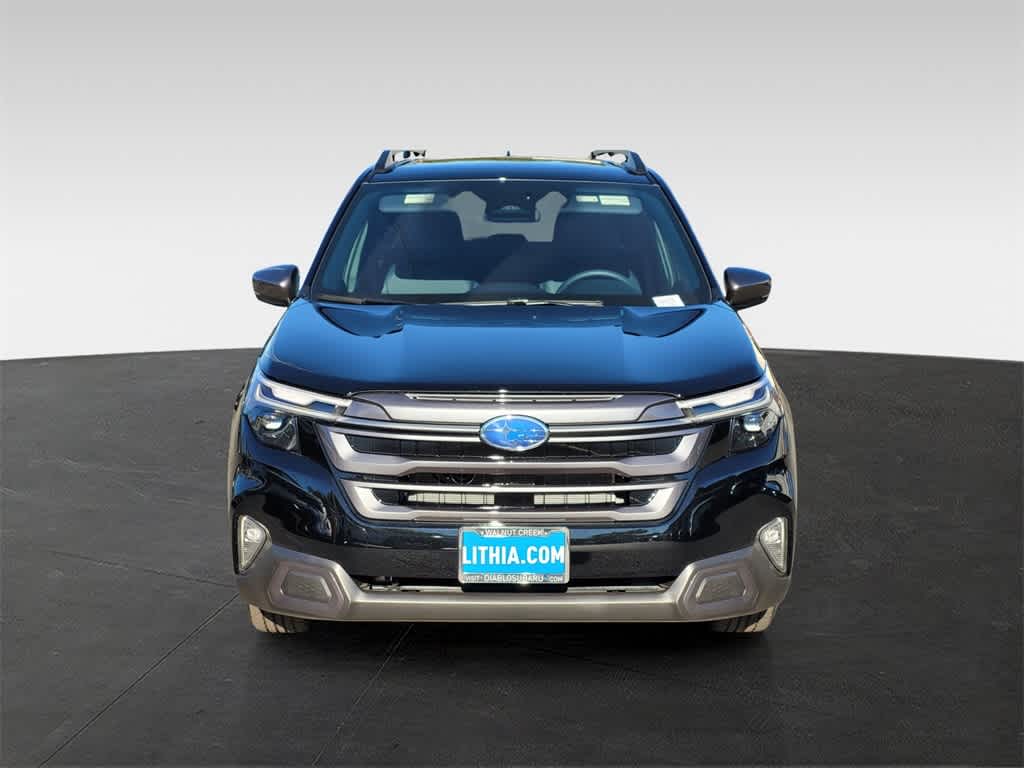 2025 Subaru Forester Limited 3