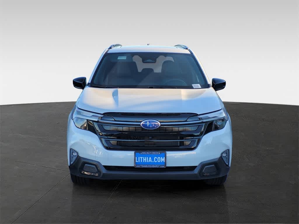 2025 Subaru Forester Touring 3