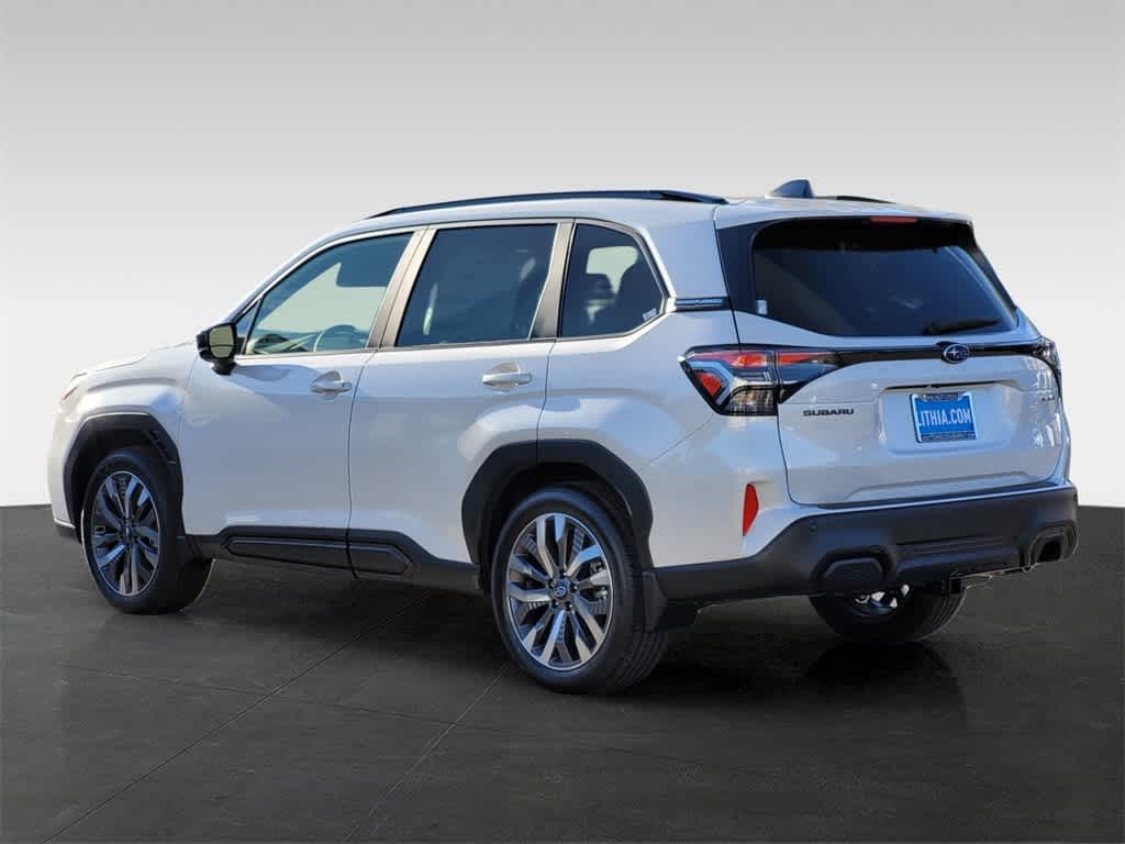 2025 Subaru Forester Touring 5