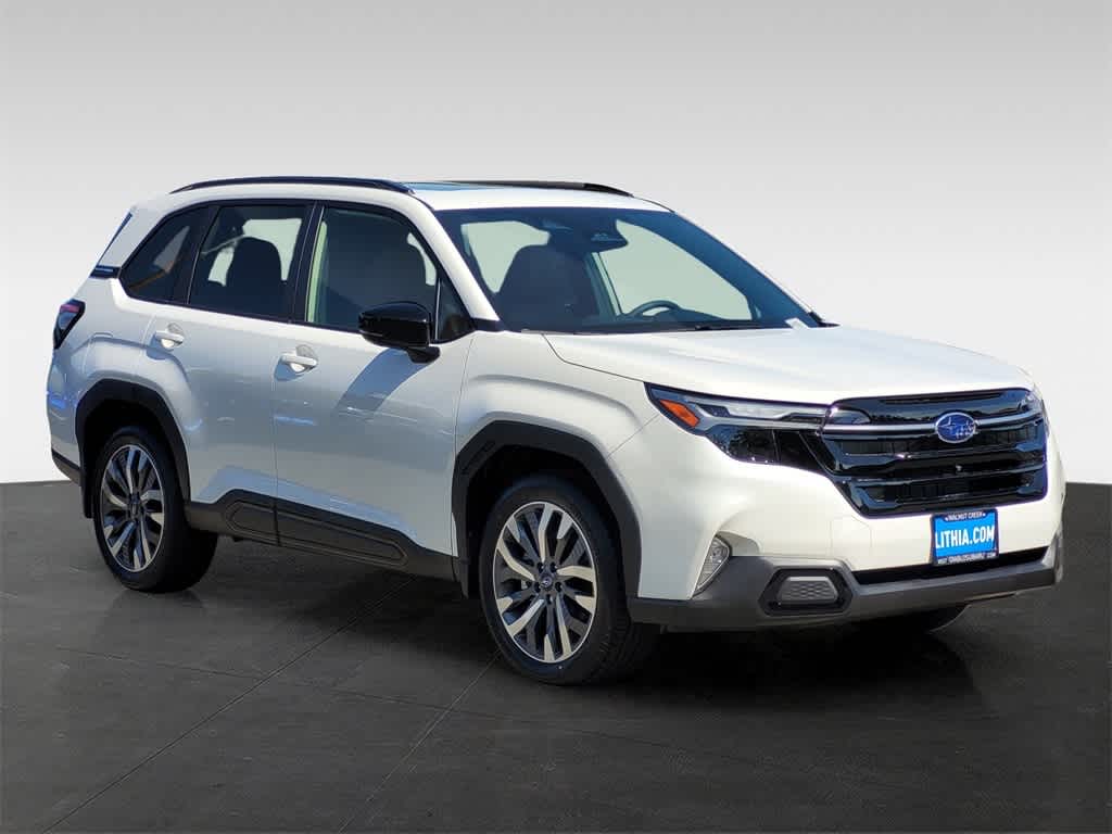 2025 Subaru Forester Touring 8