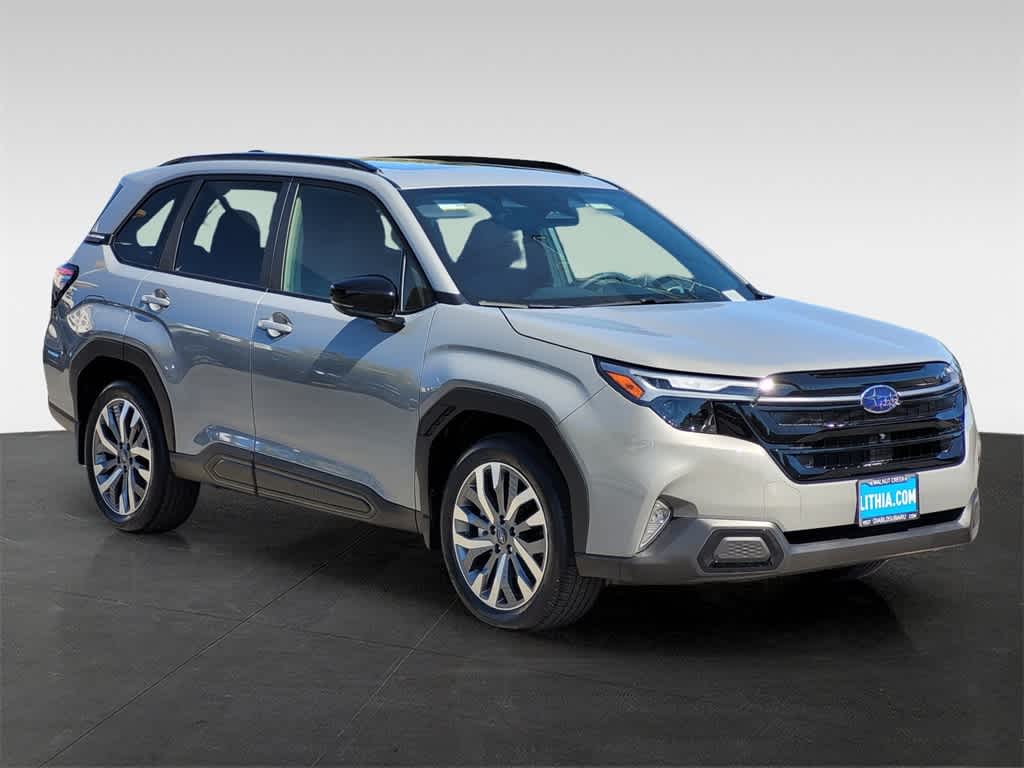 2025 Subaru Forester Touring 8