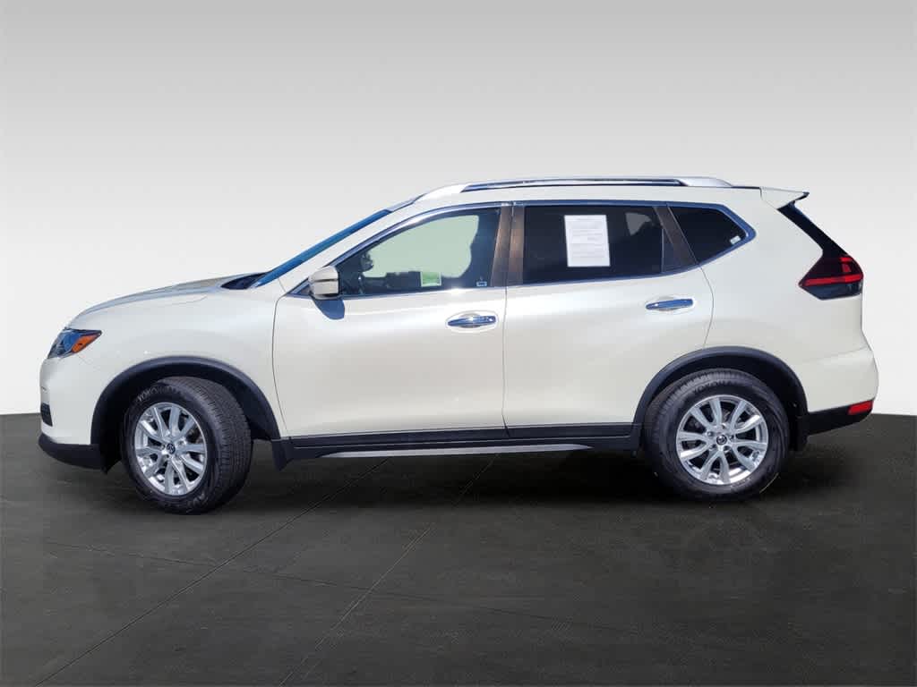 2019 Nissan Rogue SV 4