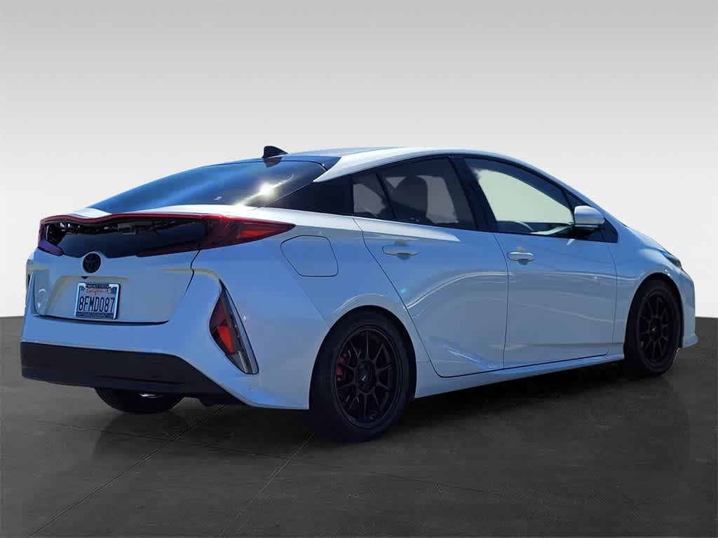 2018 Toyota Prius Prime Premium 6