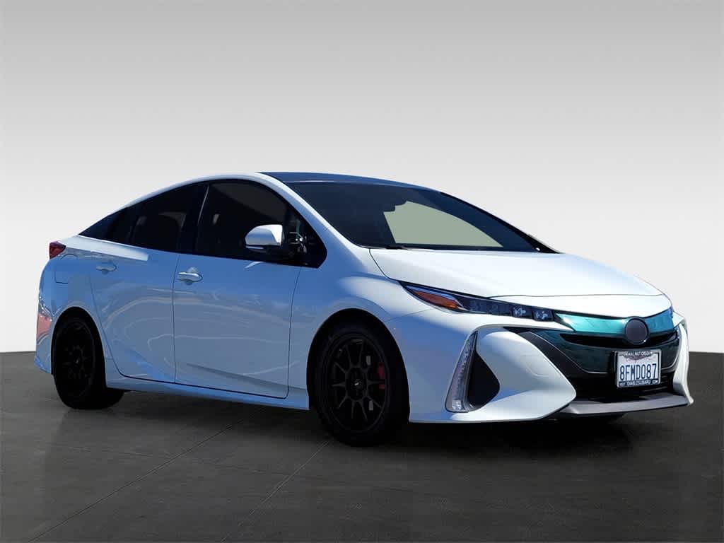 2018 Toyota Prius Prime Premium 8