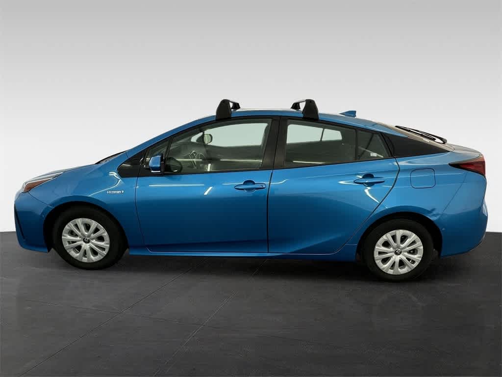 2019 Toyota Prius LE 3