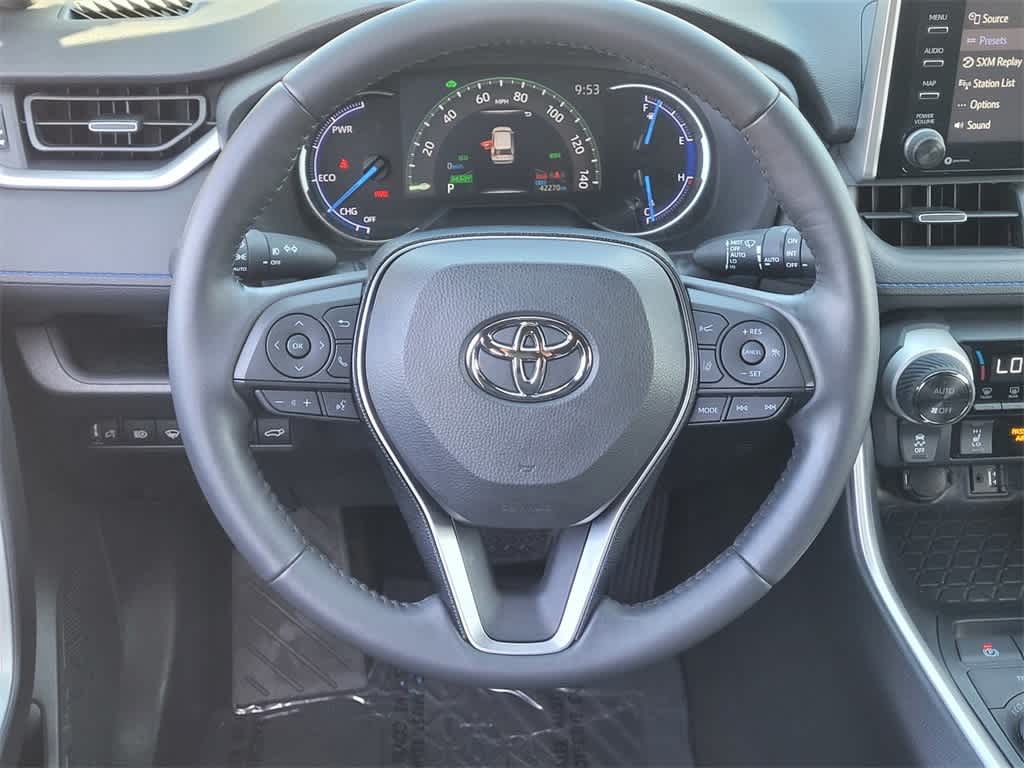 2019 Toyota RAV4 Hybrid XSE 12