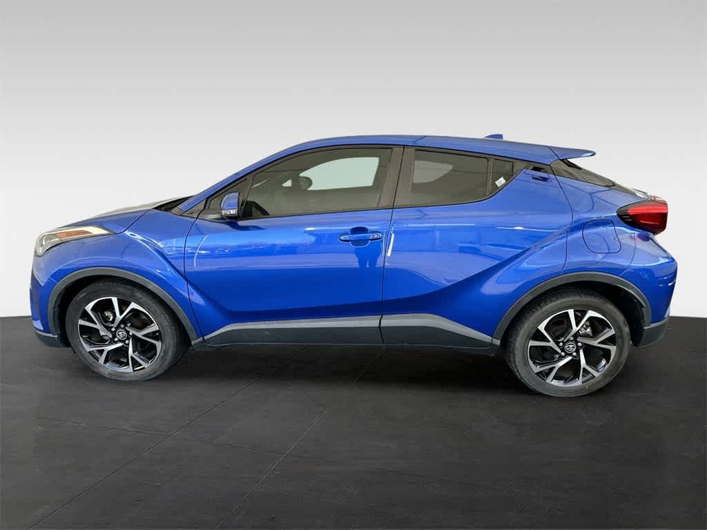 2019 Toyota C-HR XLE 3