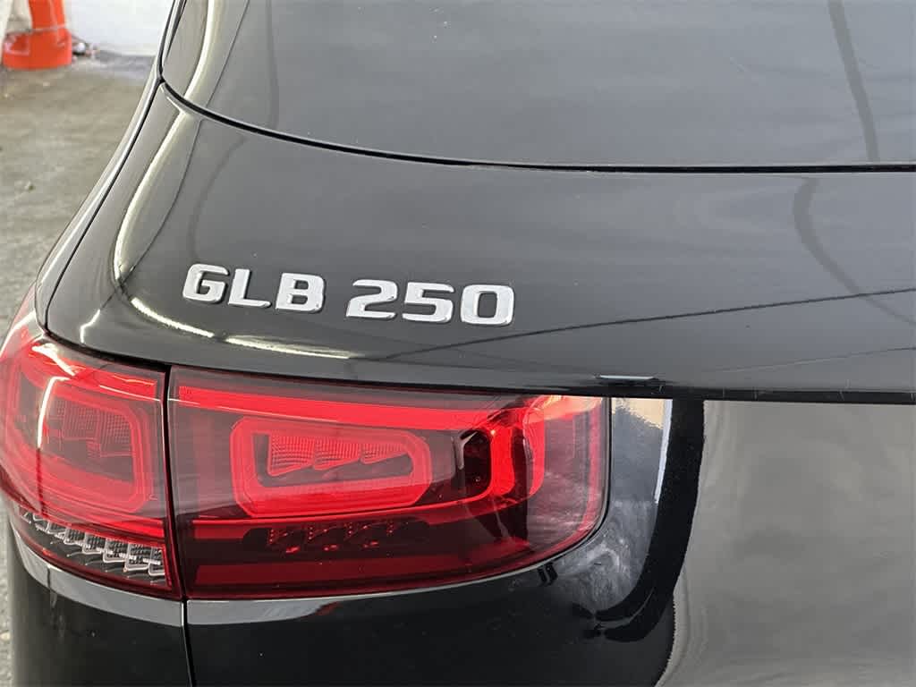 2021 Mercedes-Benz GLB GLB 250 6