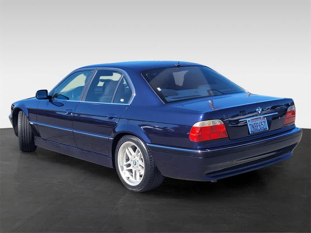 2001 BMW 7 Series 740iA 5