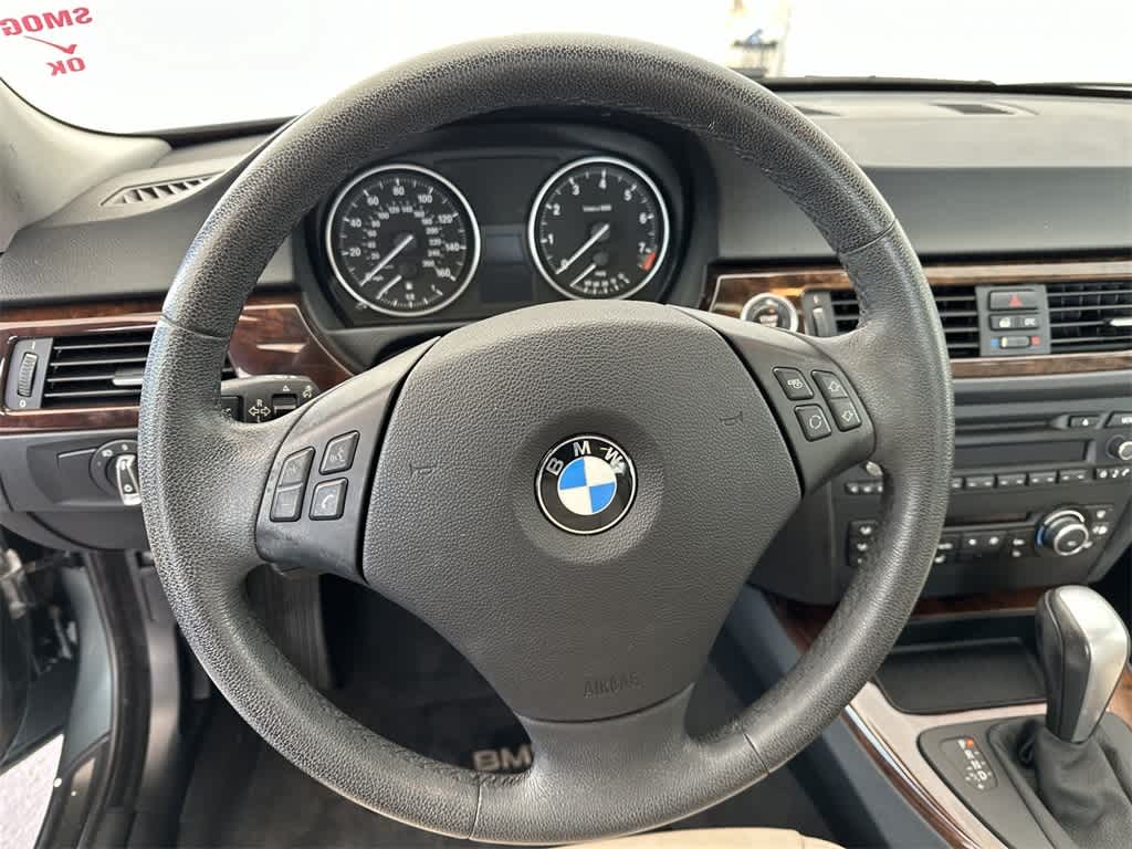 2010 BMW 3 Series 328i 16