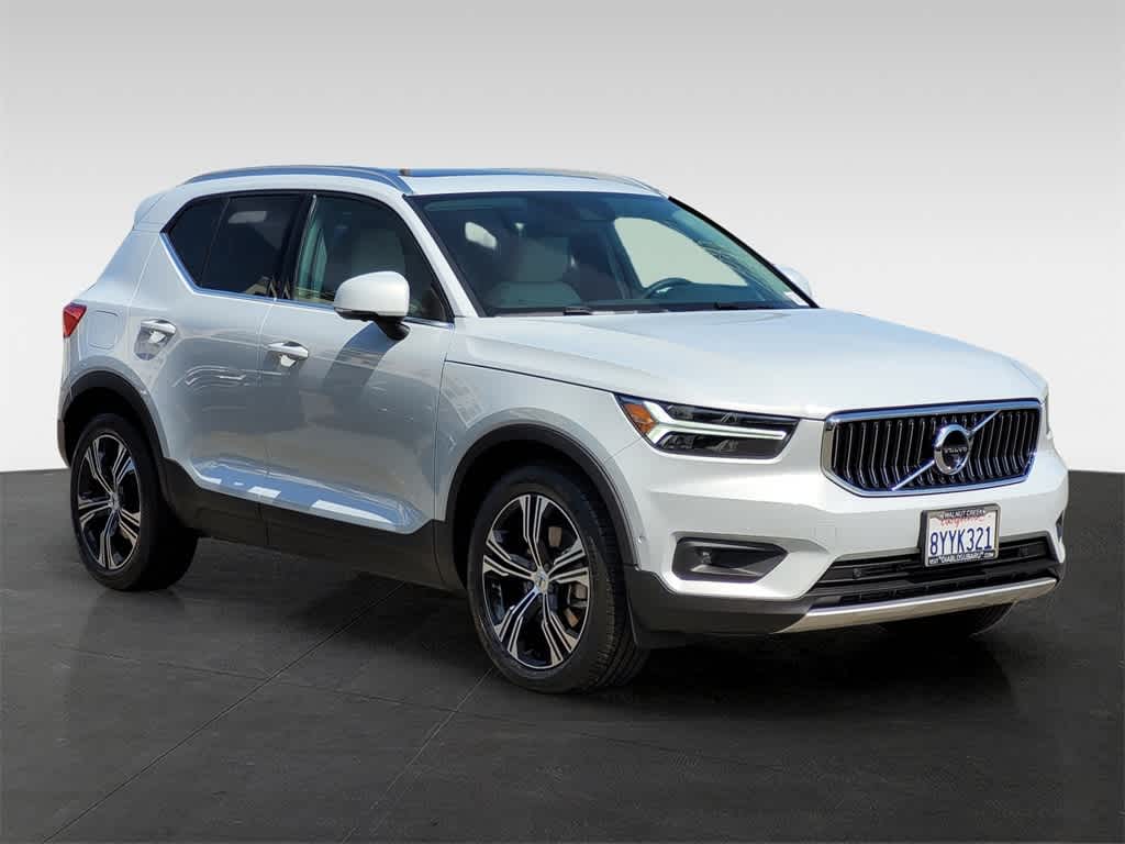 2022 Volvo XC40 Inscription 8