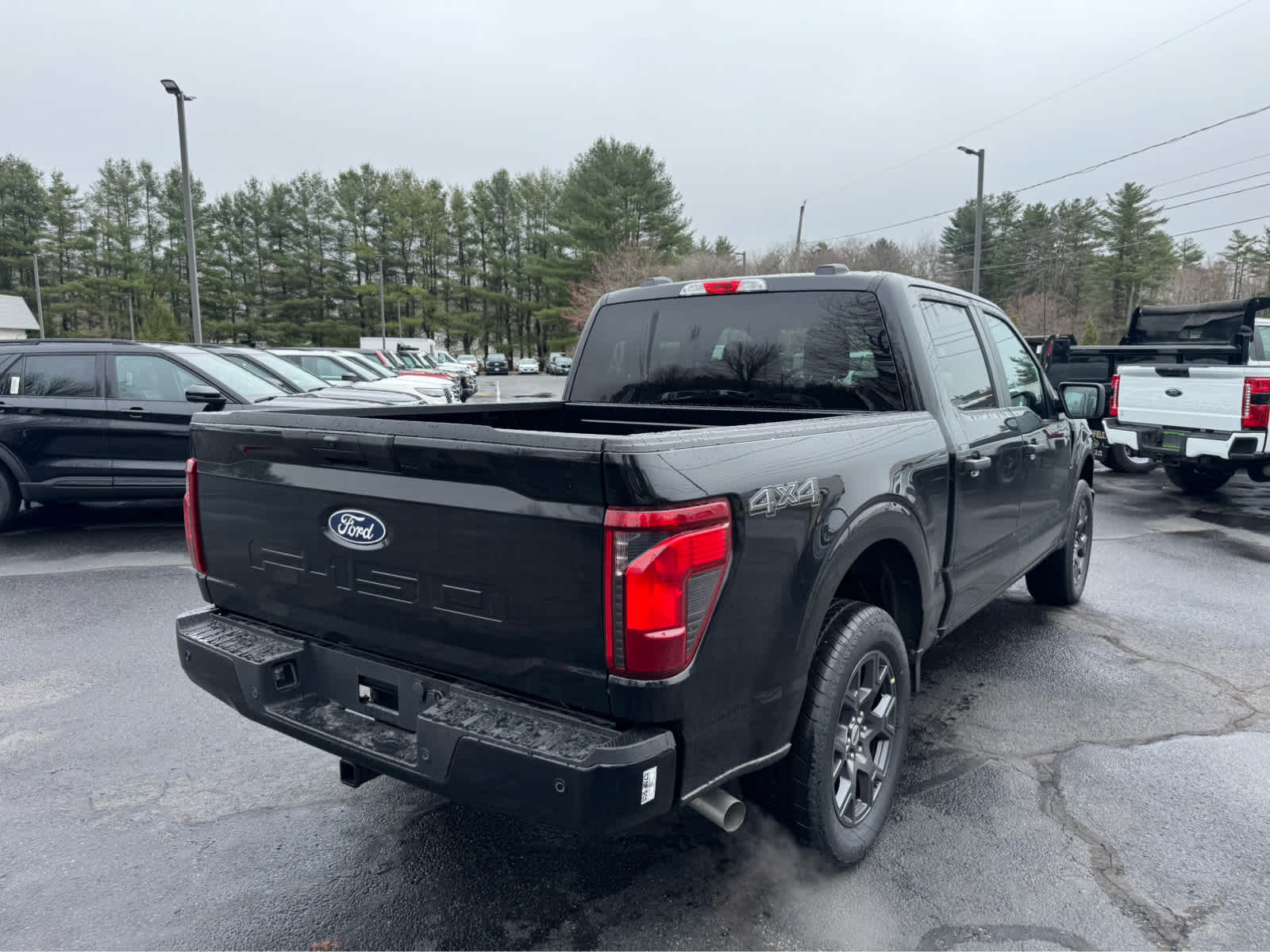 View vehicle photo 6