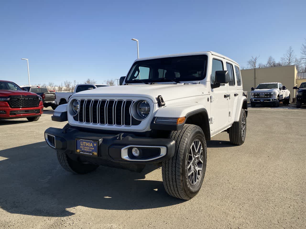 View vehicle photo 2