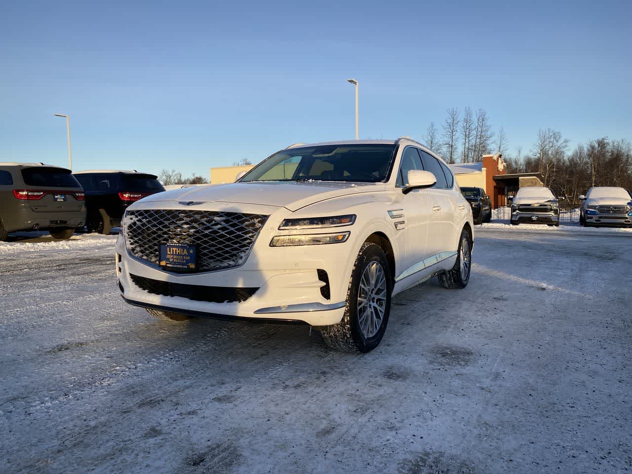 View vehicle photo 2