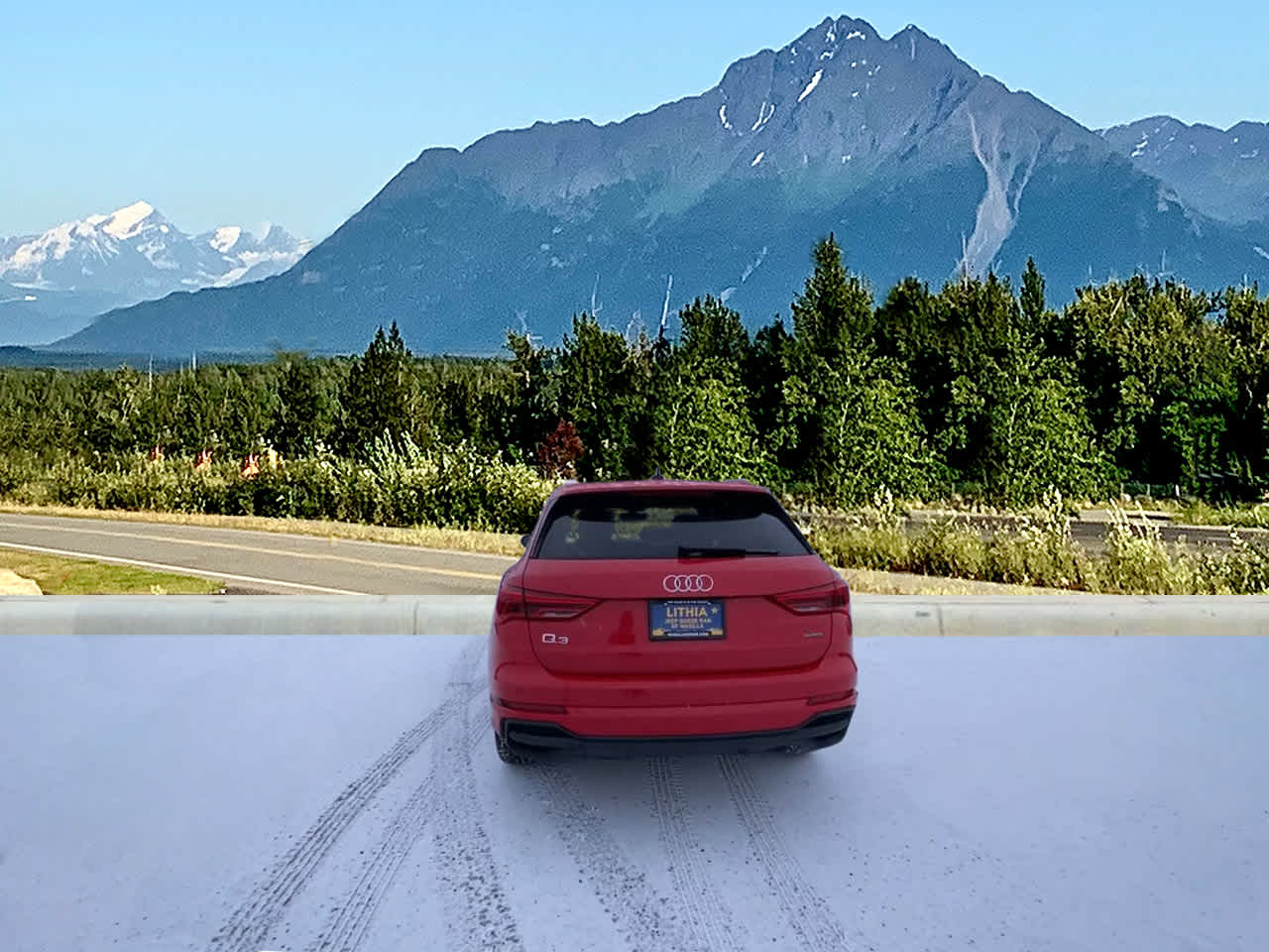 View vehicle photo 4