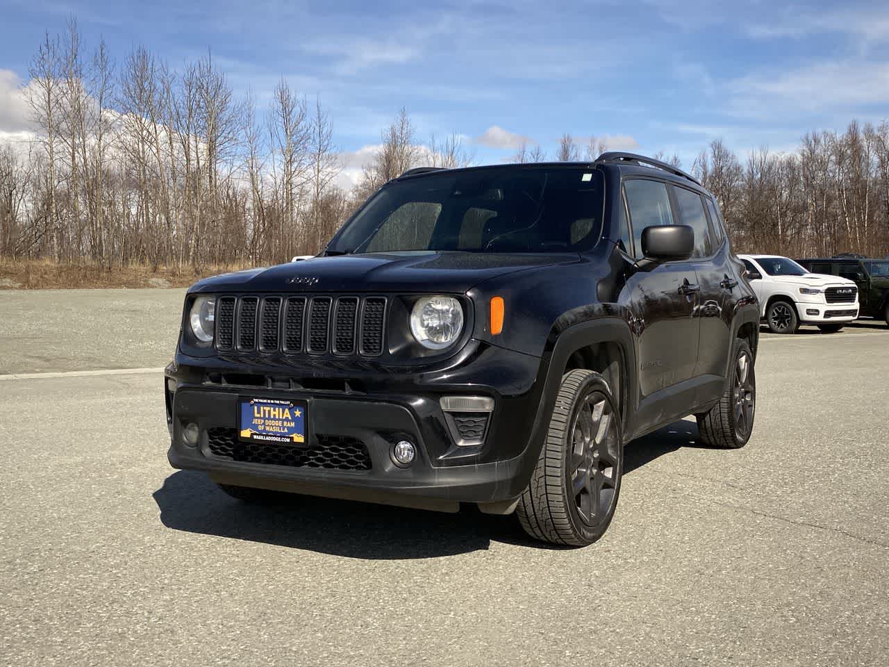 View vehicle photo 2