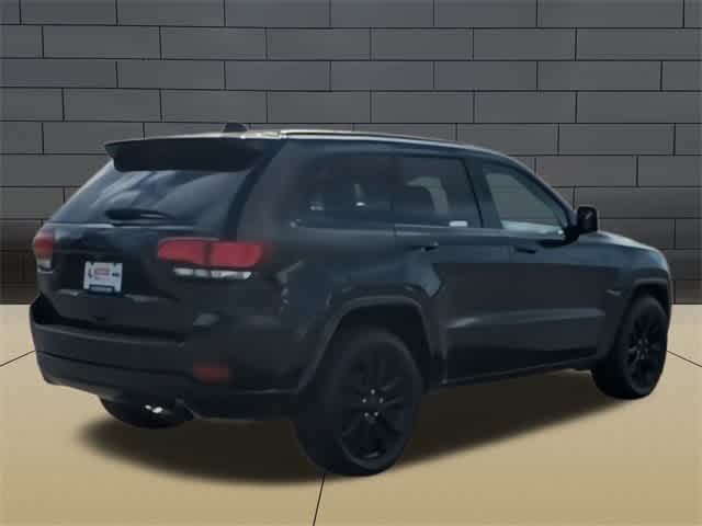 2021 Jeep Grand Cherokee Laredo X 8