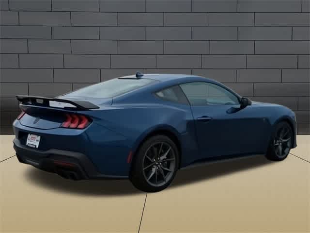 2024 Ford Mustang Dark Horse 8