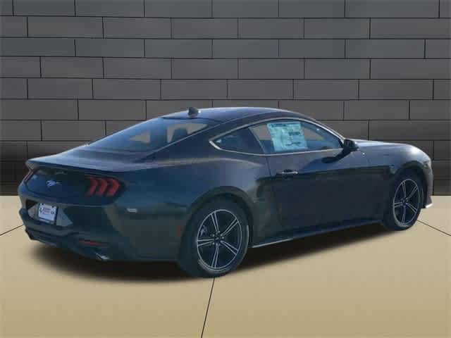 2024 Ford Mustang EcoBoost 8