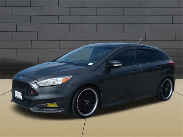 2018 Ford Focus ST 4