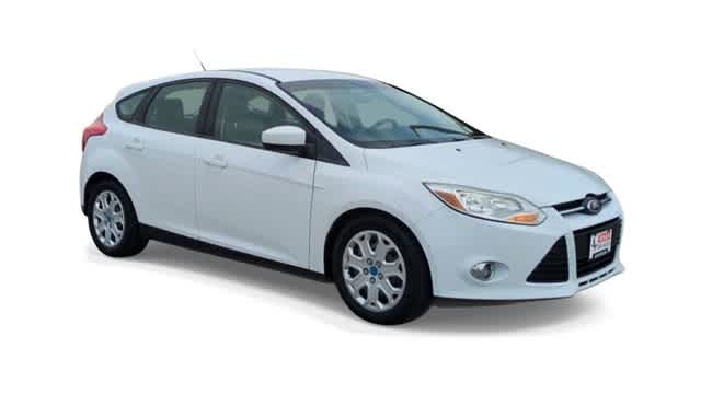 2012 Ford Focus SE 2