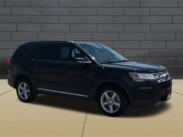 2019 Ford Explorer XLT 2